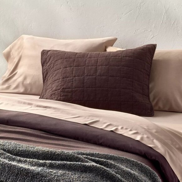 Casaluna Heavyweight Linen Blend Dark Fig Standard Size Quilted Pillow Sham NWOT - Picture 1 of 5